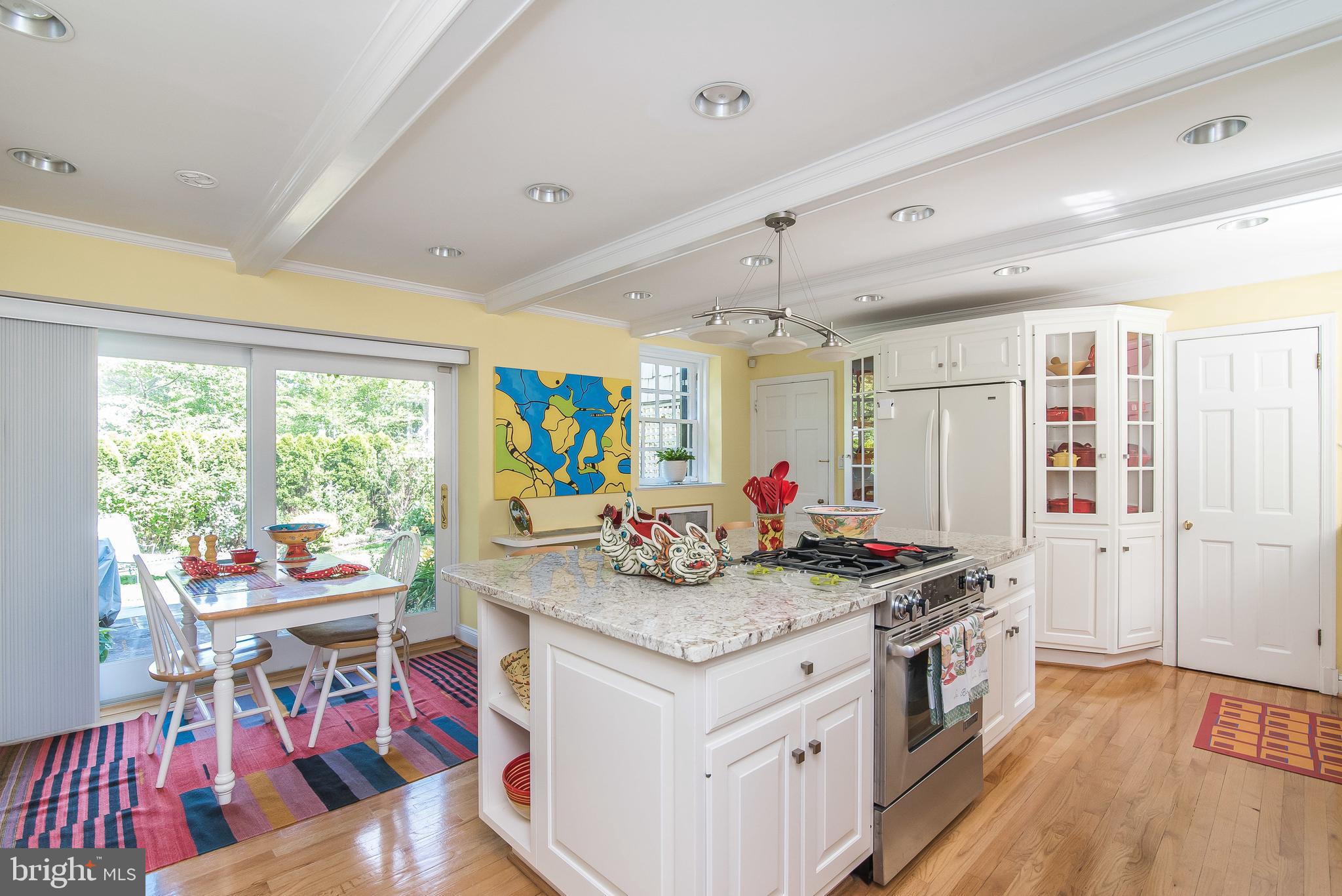 217 Paddington Road Baltimore, MD 21212 - Photo 23 of 70 Eat-in Kitchen