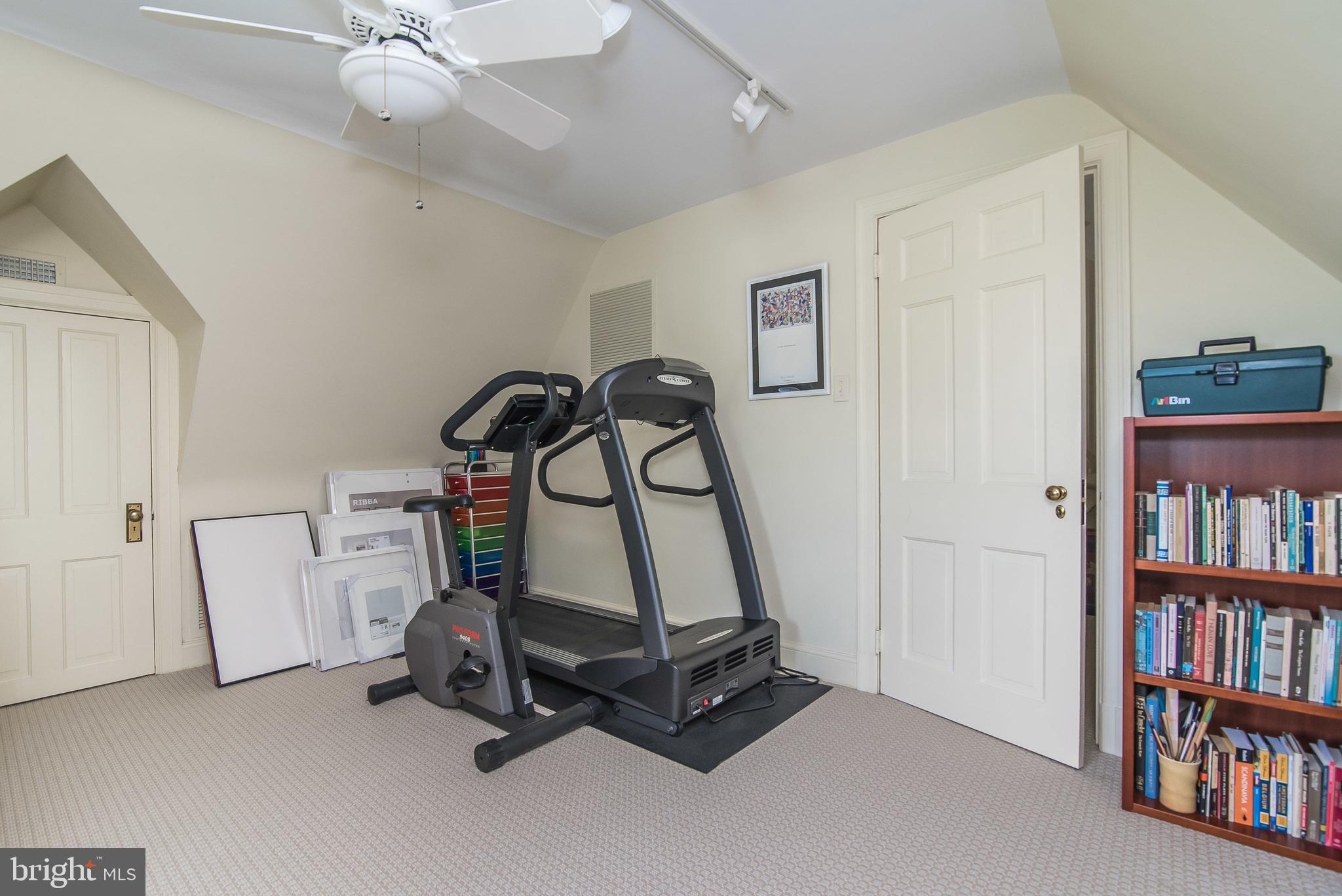 217 Paddington Road Baltimore, MD 21212 - Photo 42 of 70 Bedroom