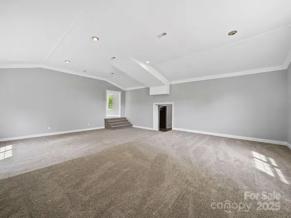 a view of empty room