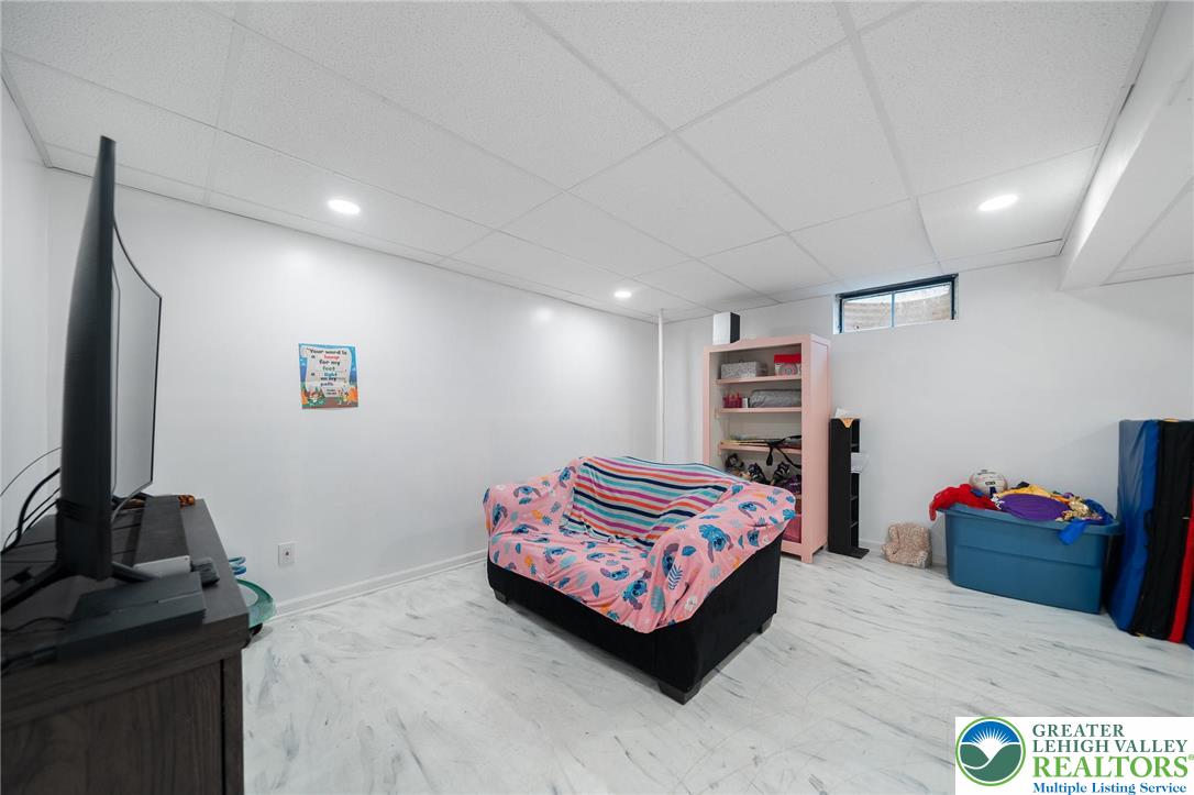 1540 Tatamy Road Easton, PA 18045 - Photo 21 of 27 Gallery Image 21