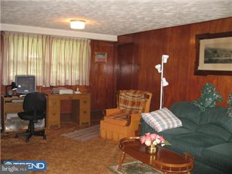 44 Mast Road Oley, PA 19547 - Photo 10 of 12 Family Room