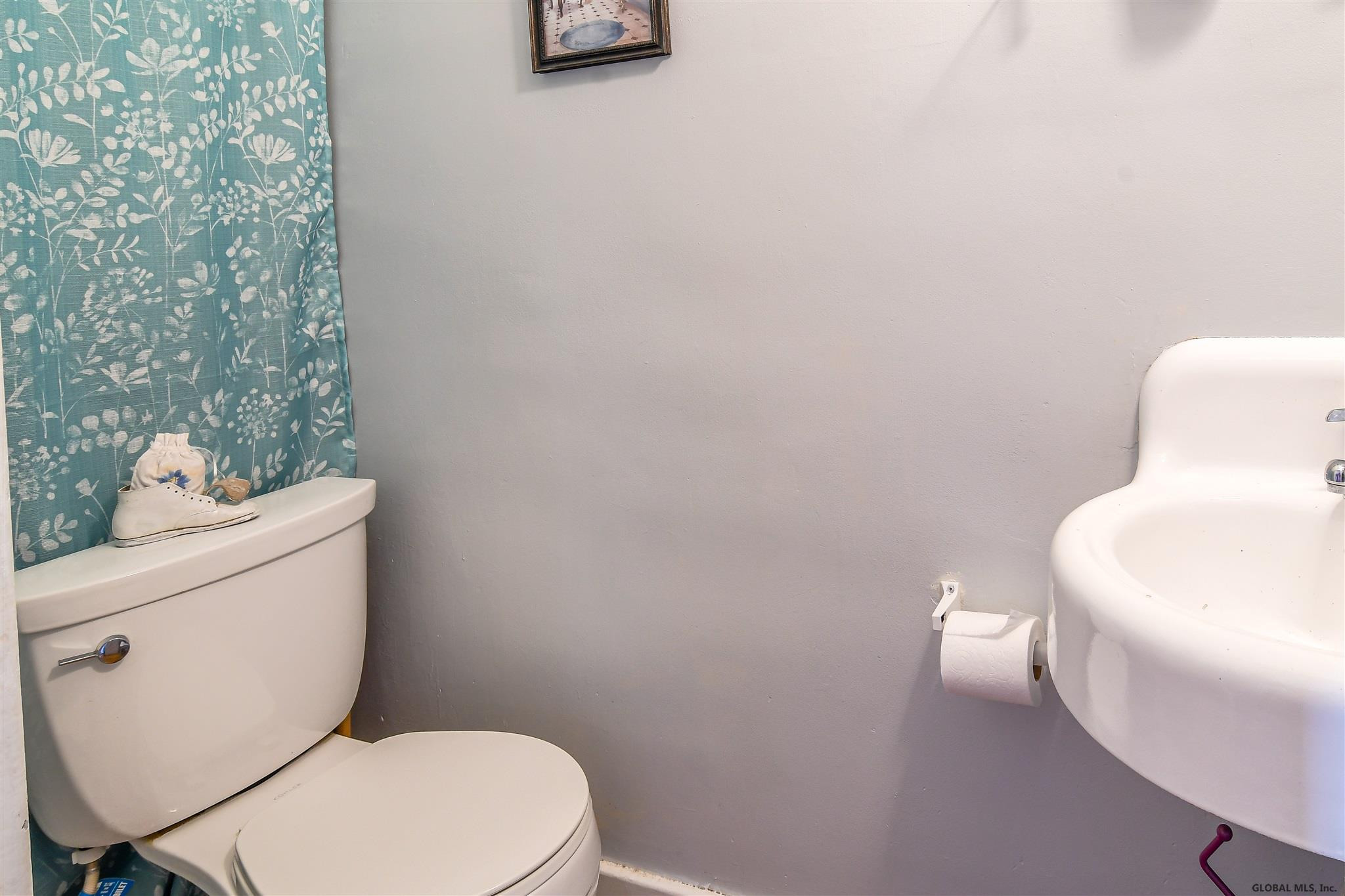 994 Hoosick Road Troy, NY 12180 - Photo 10 of 36 Photo 10