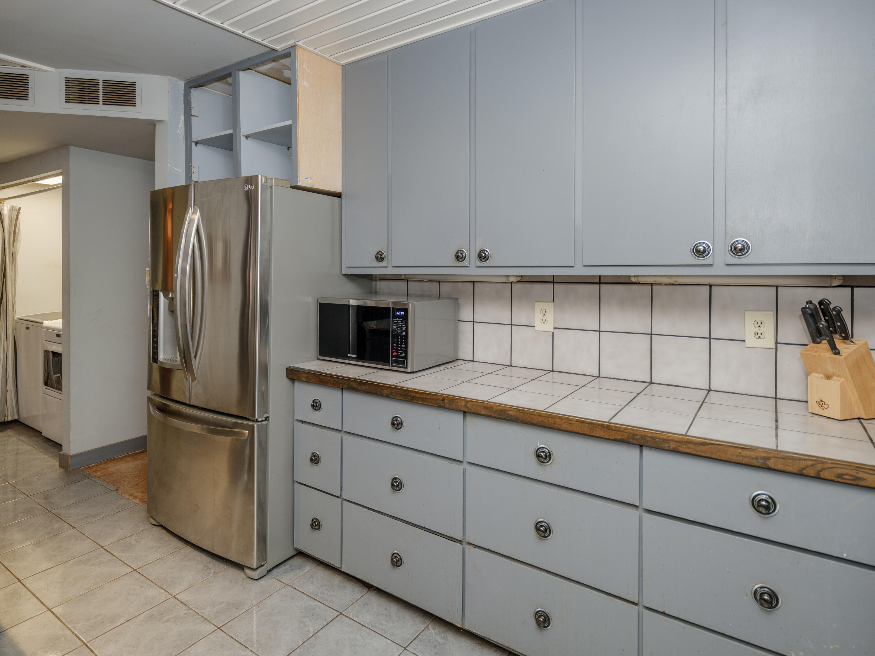 22431 Paulson Road Gobles, MI 49055 - Photo 8 of 32 22431 Paulson Rd-108