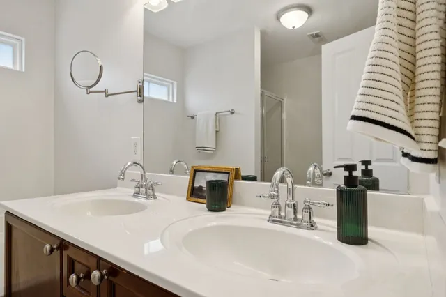 $2,000 | 7513 Lords Chapel Drive, Nashville, TN 37211