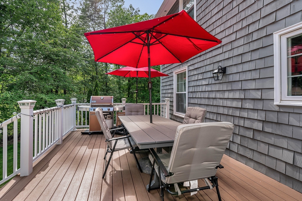 207 Trout Brook Road Dracut, MA 01826 - Photo 12 of 42