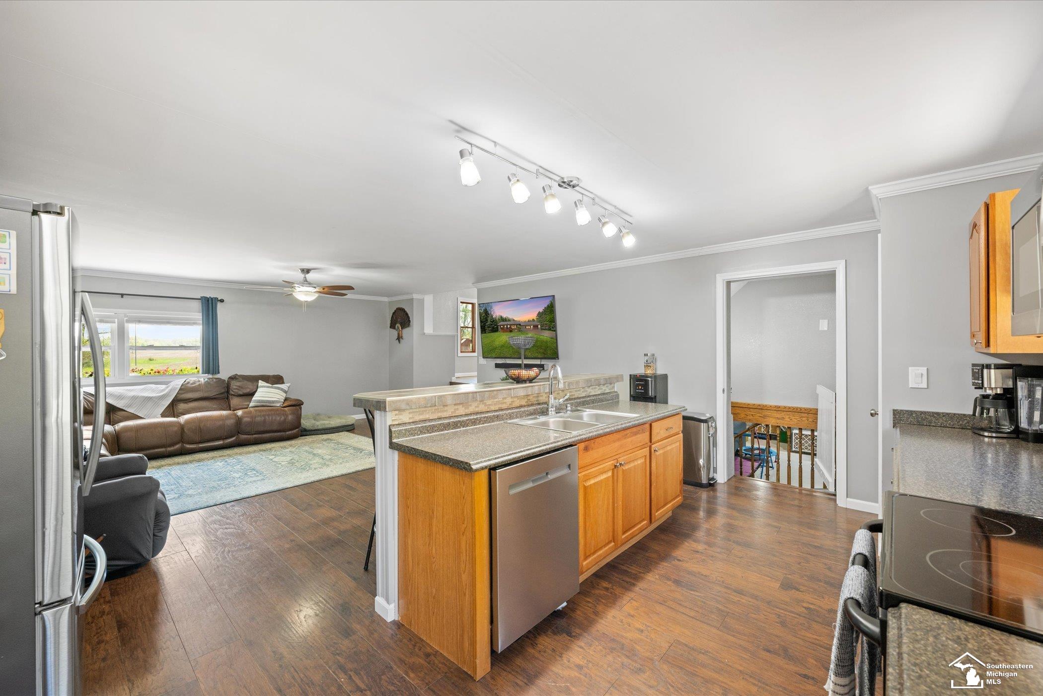 14340 Dixon Road Dundee, MI 48131 - Photo 11 of 53 50173252-ca93cec9-735f-4256-a6e2-6e2c0b0989ee.JPG