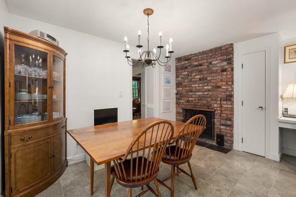14 Hickory Hill Road Wayland, MA 01778 - Photo 11 of 32 Gallery Image 11
