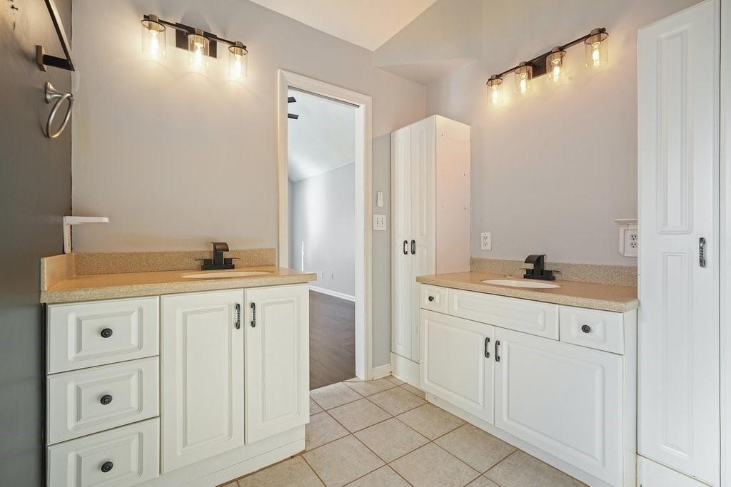 2102 Kendall Close Acworth, GA 30102 - Photo 33 of 94