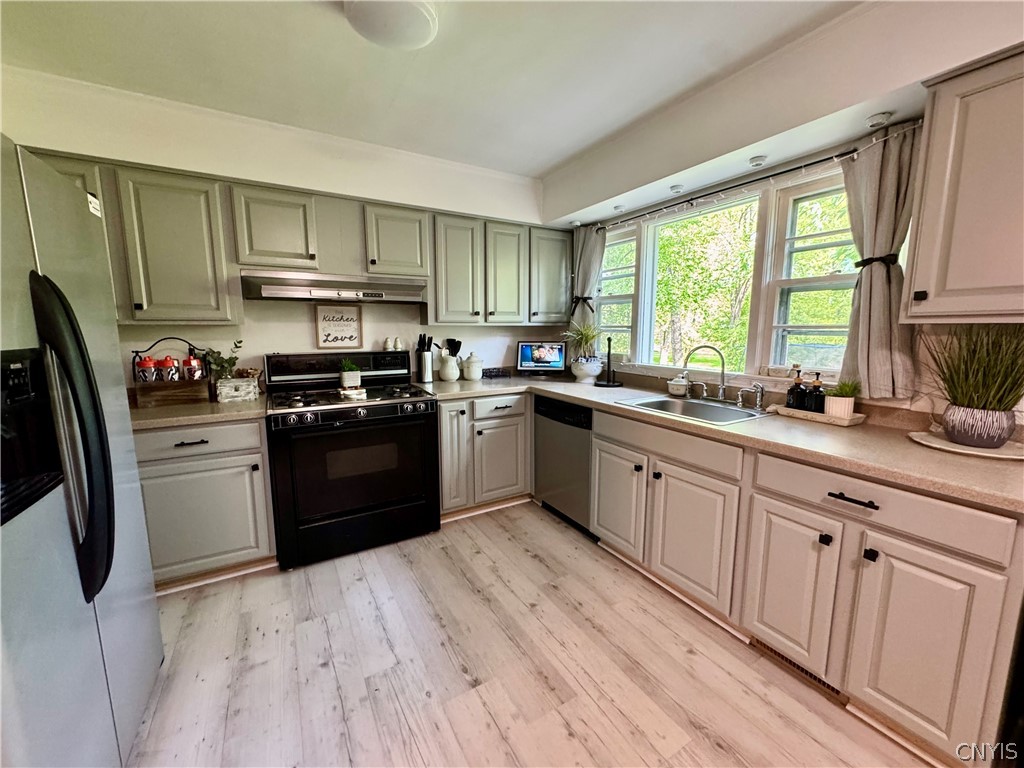 8570 Clark Mills Road Whitestown, NY 13492 - Photo 6 of 26