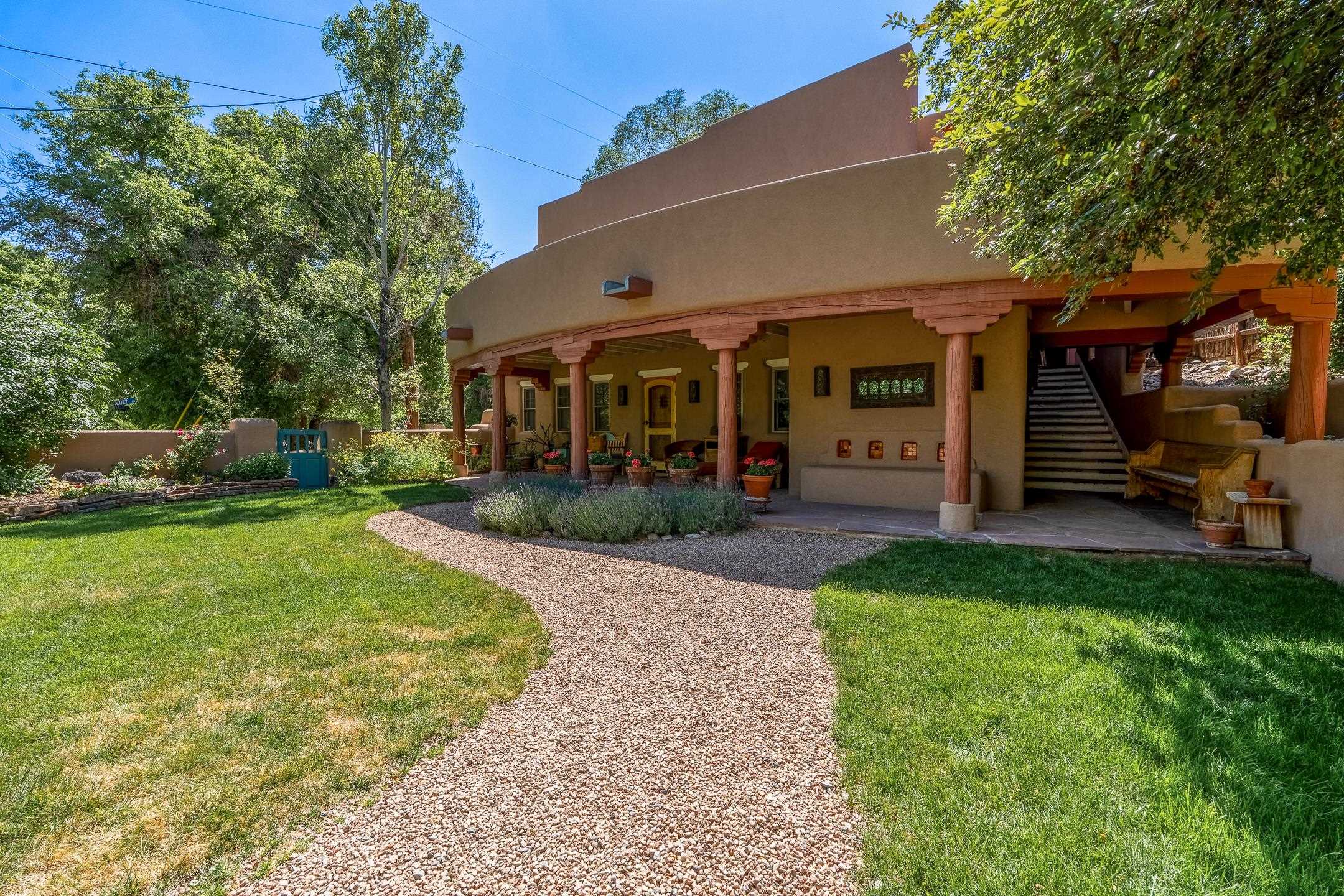 309 Ranchitos Road Taos, NM 87571 - Photo 26 of 50 Gallery Image 26