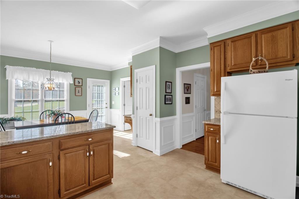 8115 Glengarriff Road Clemmons, NC 27012 - Photo 14 of 47