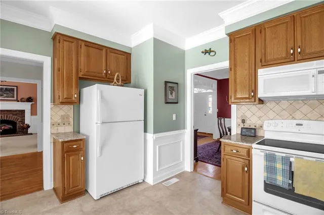 $480,000 | 8115 Glengarriff Road, Clemmons, NC 27012