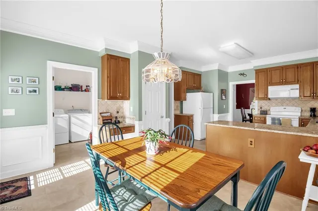 $480,000 | 8115 Glengarriff Road, Clemmons, NC 27012