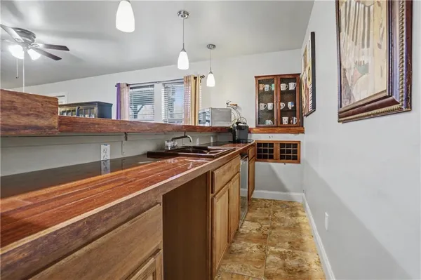 $684,000 | 2040 Hatteras Way Northwest, Atlanta, GA 30318