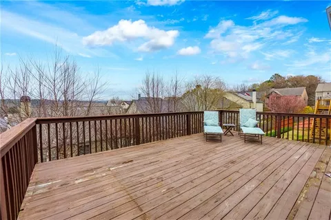 $664,000 | 2040 Hatteras Way Northwest, Atlanta, GA 30318
