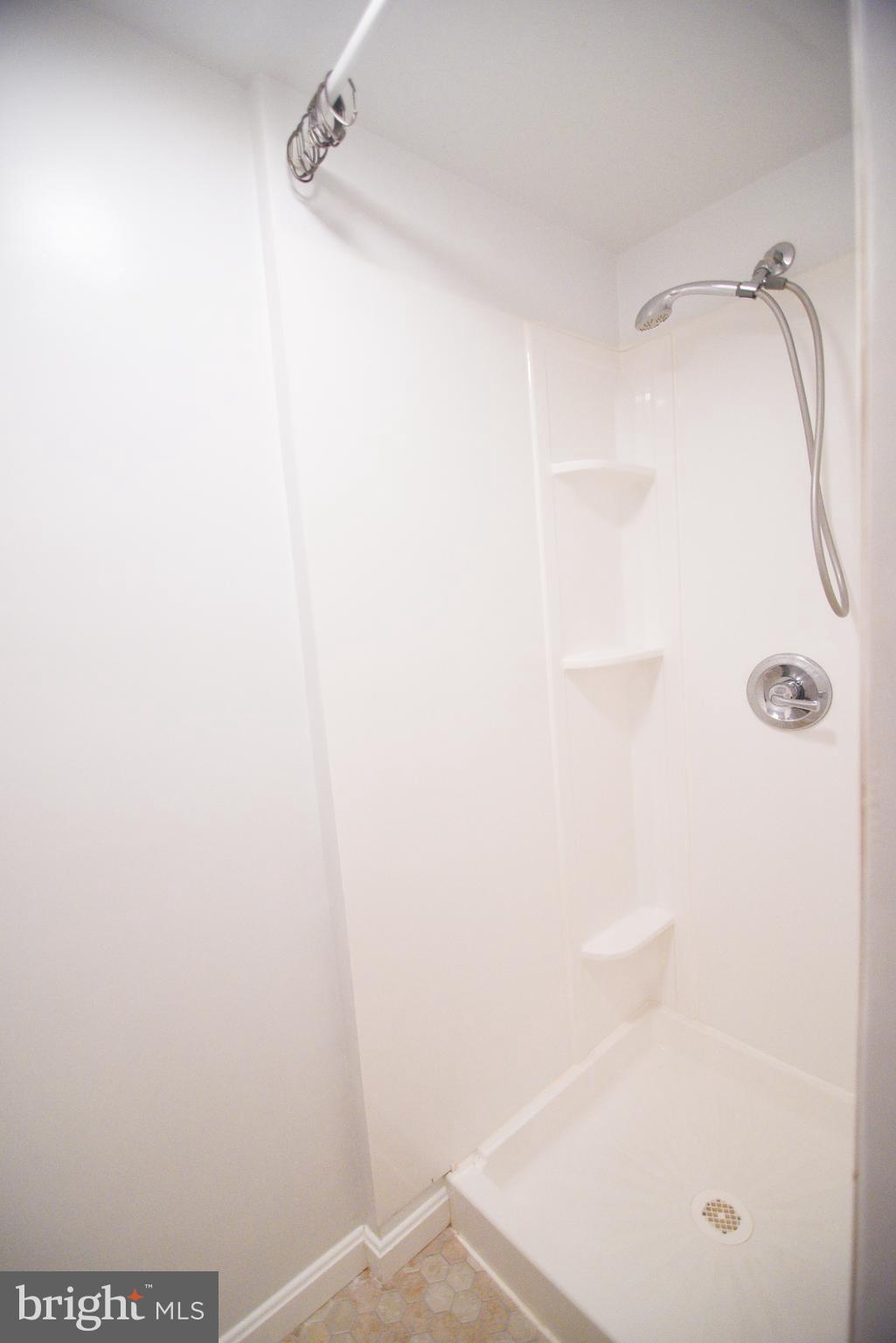 4533 Green Valley Road Monrovia, MD 21770 - Photo 15 of 27 downstairs full bath second view