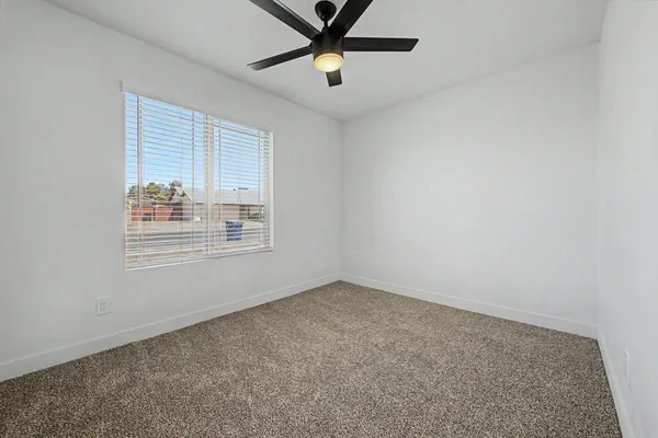 $3,000 | 2303 East Inverness Avenue, Mesa, AZ 85204