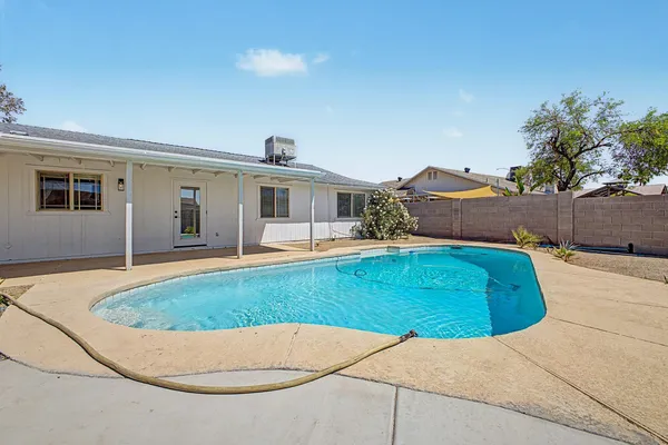 $3,000 | 2303 East Inverness Avenue, Mesa, AZ 85204