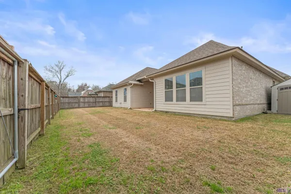 $474,900 | 36261 Belle Savanne Avenue, Geismar, LA 70734