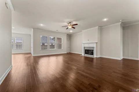 $479,700 | 36261 Belle Savanne Avenue, Geismar, LA 70734