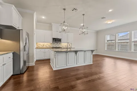 $479,700 | 36261 Belle Savanne Avenue, Prairieville, LA 70769