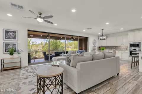 $4,500 | 10260 East White Feather Lane, Unit 1025, Scottsdale, AZ 85262