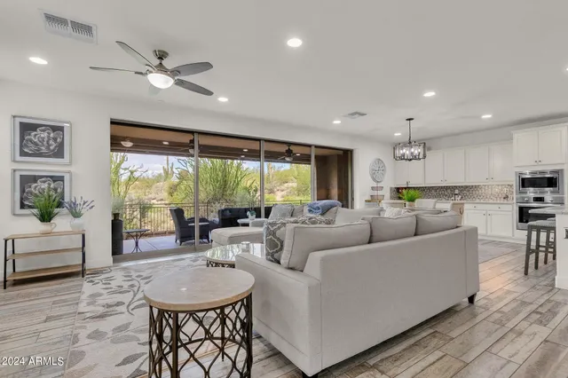 $4,500 | 10260 East White Feather Lane, Unit 1025, Scottsdale, AZ 85262