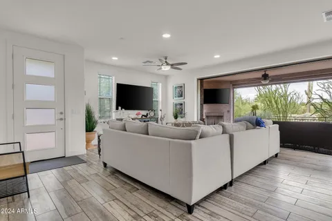 $4,500 | 10260 East White Feather Lane, Unit 1025, Scottsdale, AZ 85262