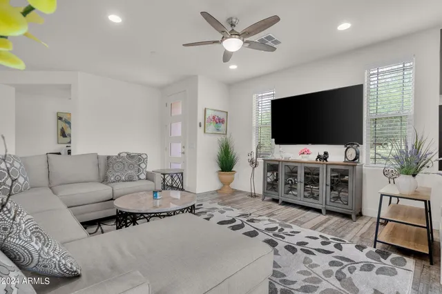 $4,500 | 10260 East White Feather Lane, Unit 1025, Scottsdale, AZ 85262