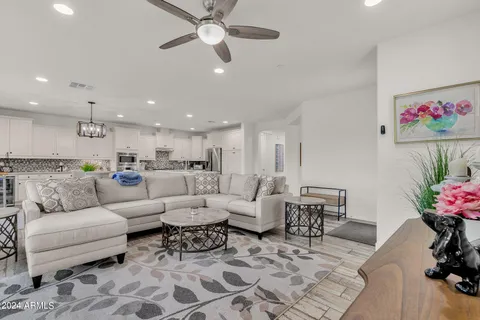 $4,500 | 10260 East White Feather Lane, Unit 1025, Scottsdale, AZ 85262