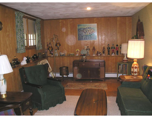 92 Argilla Road Andover, MA 01810 - Photo 3 of 9
