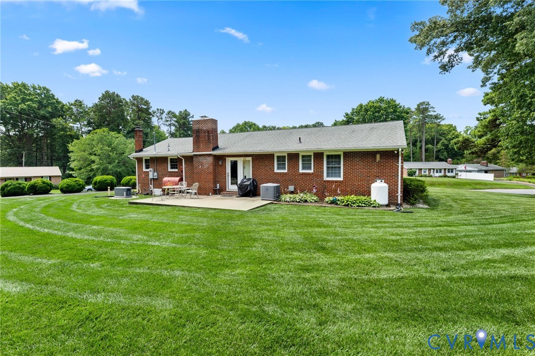 1301 Vickilee Road Chesterfield, VA 23236 - Photo 23 of 28