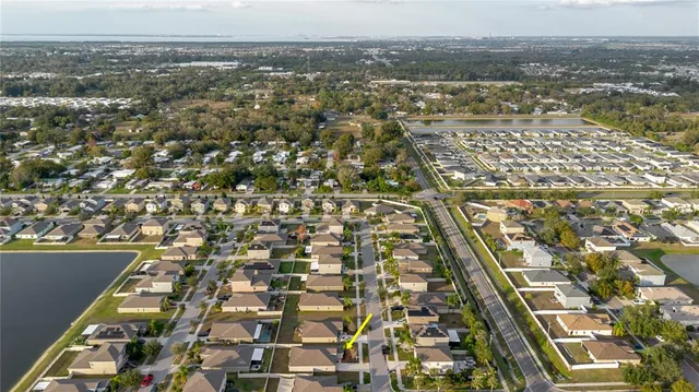 $455,000 | 304 Cascade Bend Drive, Ruskin, FL 33570