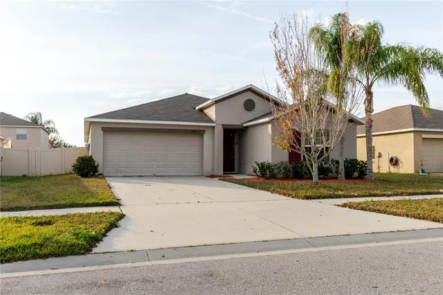 $455,000 | 304 Cascade Bend Drive, Ruskin, FL 33570