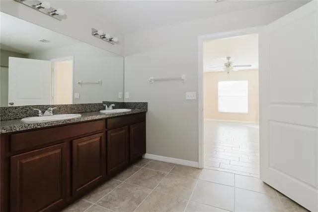 $455,000 | 304 Cascade Bend Drive, Ruskin, FL 33570