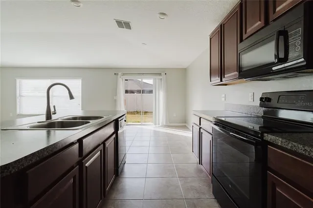 $455,000 | 304 Cascade Bend Drive, Ruskin, FL 33570