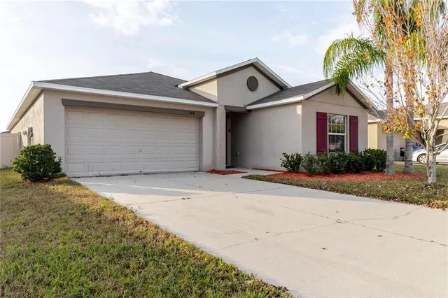 $455,000 | 304 Cascade Bend Drive, Ruskin, FL 33570