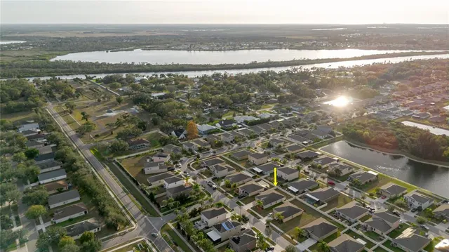 $455,000 | 304 Cascade Bend Drive, Ruskin, FL 33570