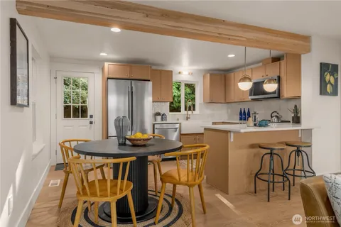 $1,425,000 | 3613 40th Avenue West, Seattle, WA 98199