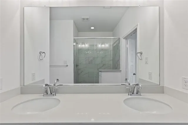 $2,400 | 3432 Vista Highlands Lane, Fort Worth, TX 76135