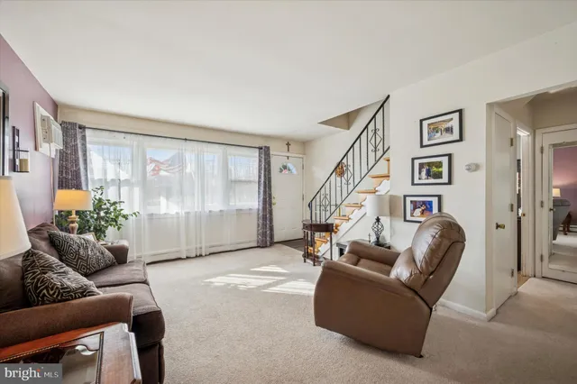 $389,900 | 45 Fulmor Avenue, Hatboro, PA 19040