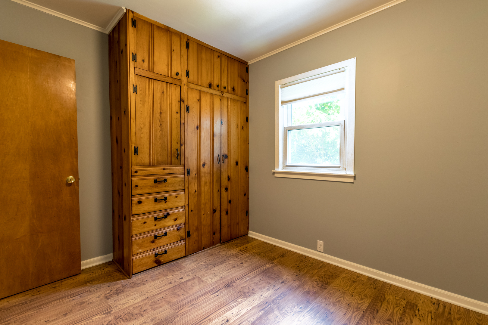 2941 Birch Road Homewood, IL 60430 - Photo 10 of 15 wooden floor and windows in a room
