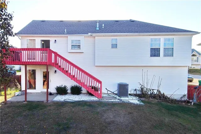 $359,000 | 11008 Cleveland Avenue, Kansas City, KS 66109