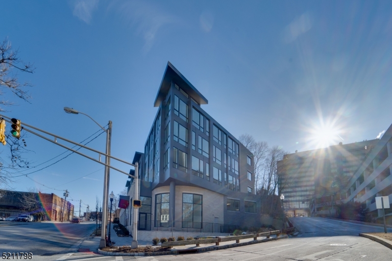 42 Spring Street, Unit 208 Morristown, NJ 07960 - Photo 11 of 14