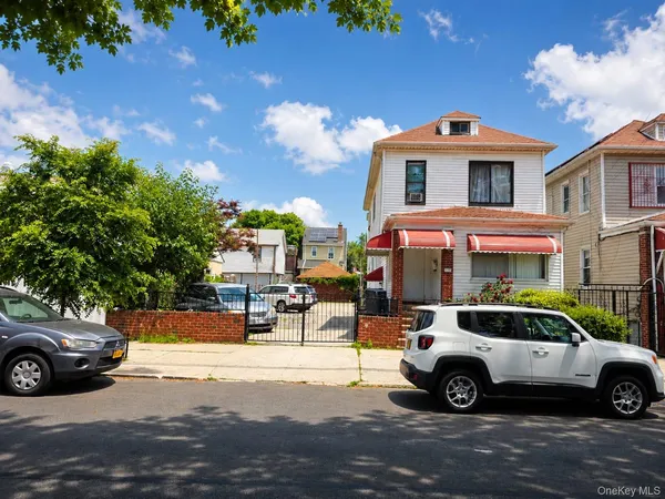 $1,400,000 | 1158 Leland Avenue | Soundview-Bruckner