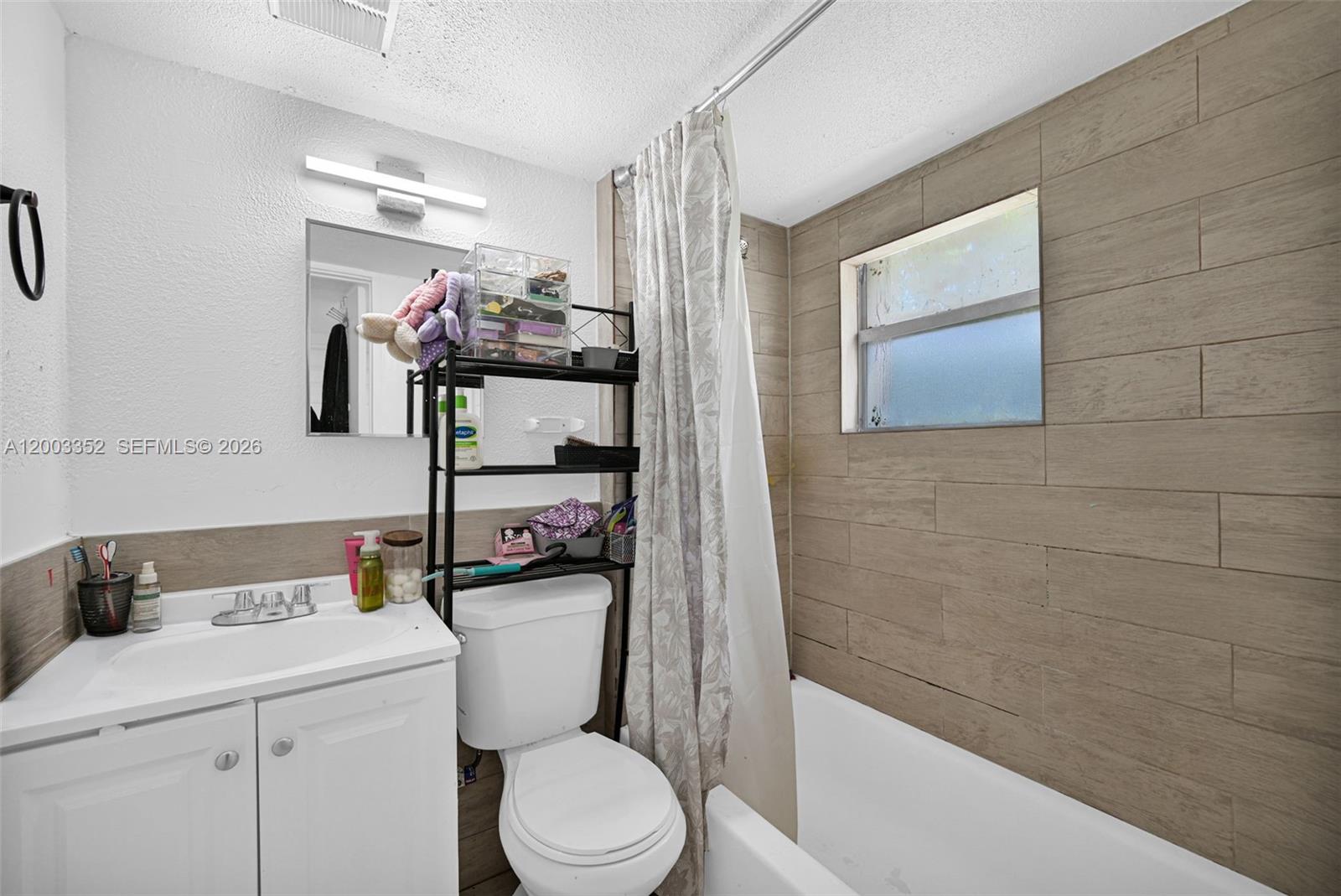 10601 Southwest 172nd Street Miami, FL 33157 - Photo 16 of 53