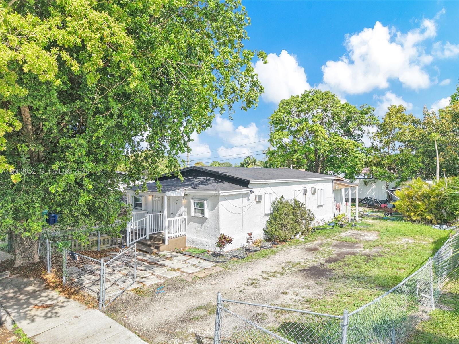 10601 Southwest 172nd Street Miami, FL 33157 - Photo 4 of 53