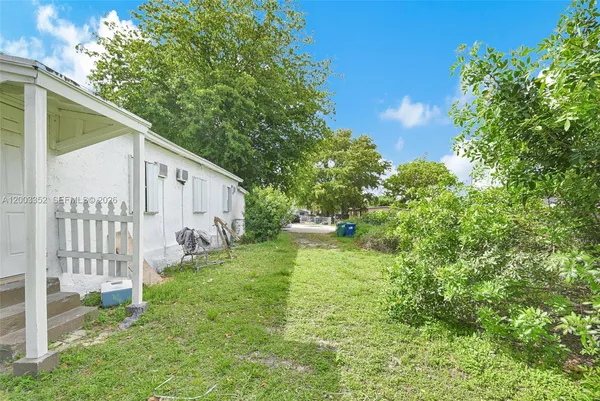 $549,000 | 10601 Southwest 172nd Street, Miami, FL 33157
