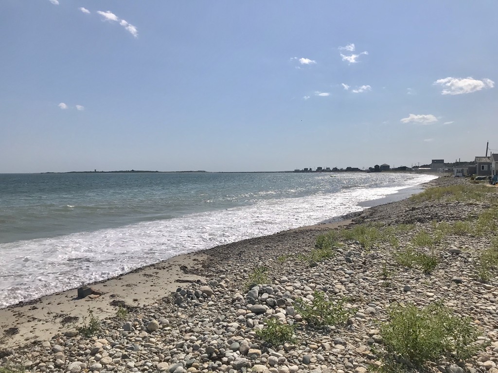 82 East Beach Road Westport, MA 02790 - Photo 2 of 27 Gallery Image 2