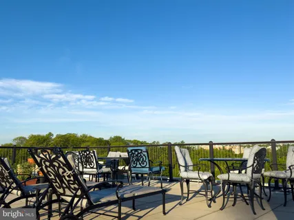 $280,000 | 1801 Clydesdale Place Northwest, Unit 222, Washington, DC 20009